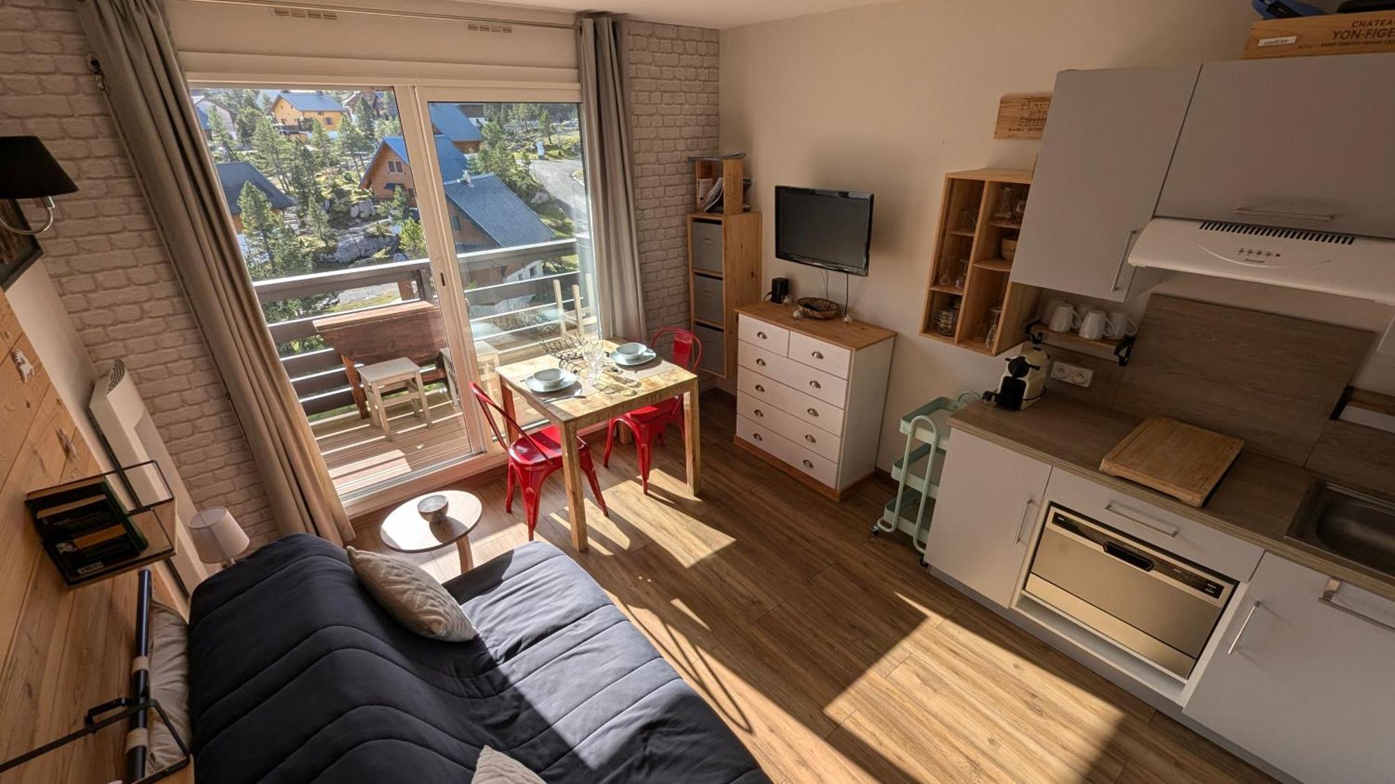 Studio Loubat Pyrenee, Menage Inclus Arette Exterior foto
